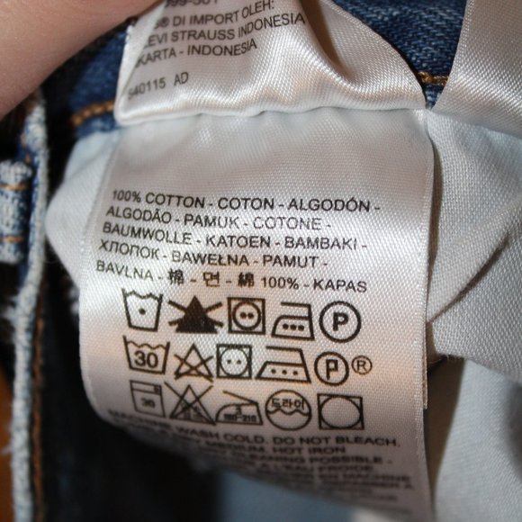 Wedgie Levi Jeans - Picture 7 of 8